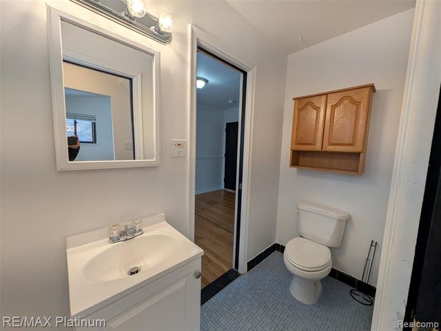 29965 Westfield Street, Livonia, MI 48150