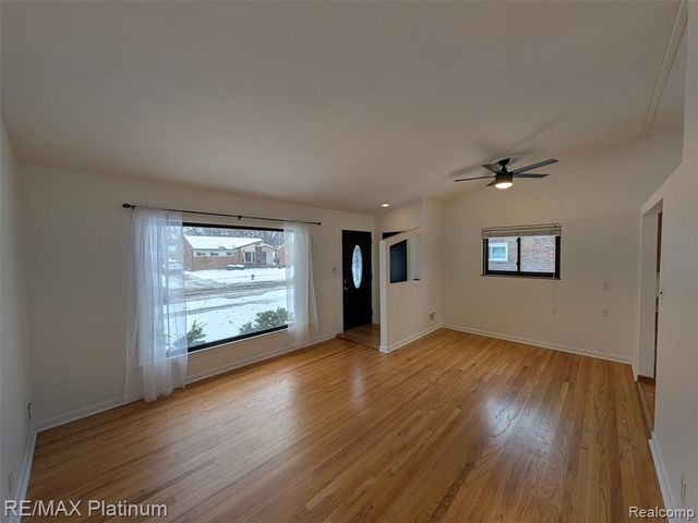 29965 Westfield Street, Livonia, MI 48150