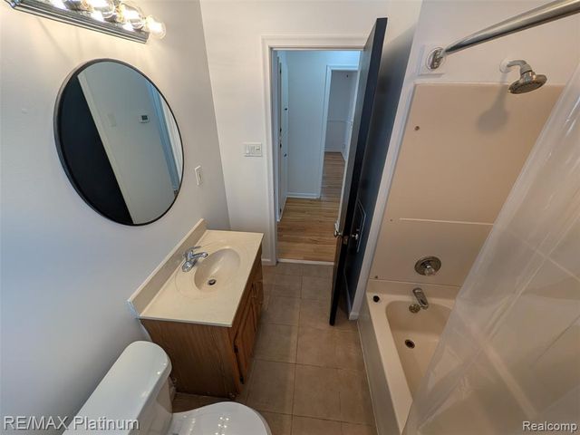 29965 Westfield Street, Livonia, MI 48150