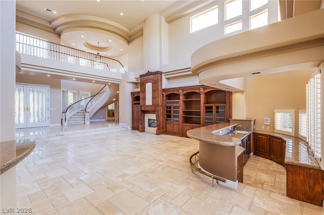 71 Cascade Creek Lane, Las Vegas, NV 89113