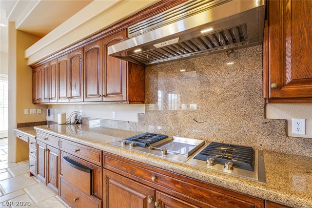 71 Cascade Creek Lane, Las Vegas, NV 89113