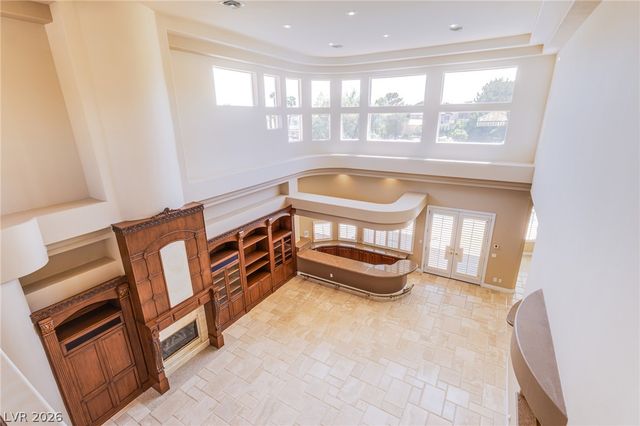 71 Cascade Creek Lane, Las Vegas, NV 89113