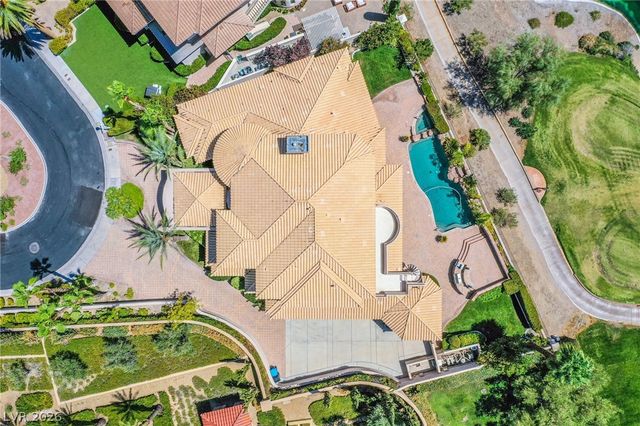 71 Cascade Creek Lane, Las Vegas, NV 89113