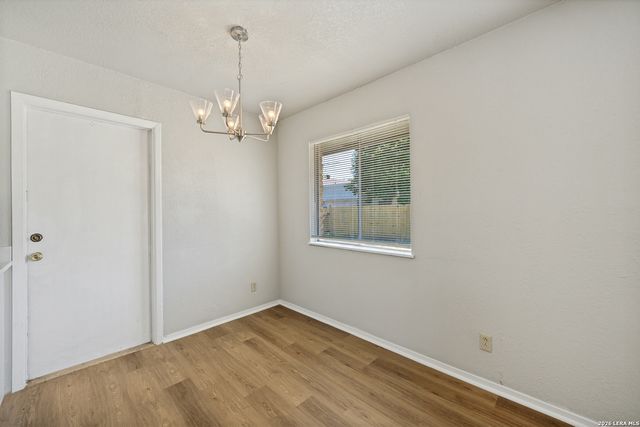 4240 CHESTNUTHILL DR, San Antonio, TX 78218