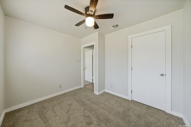 4240 CHESTNUTHILL DR, San Antonio, TX 78218