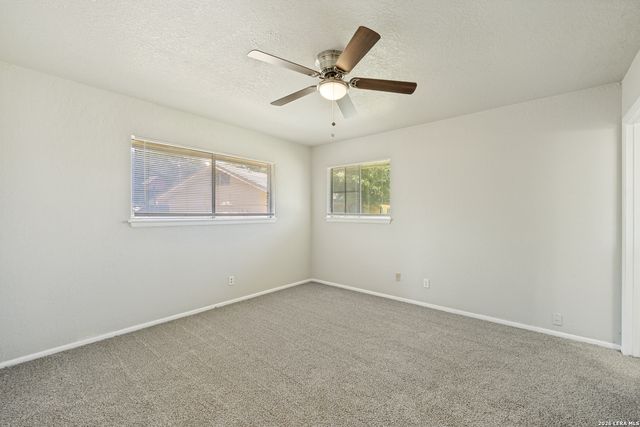 4240 CHESTNUTHILL DR, San Antonio, TX 78218
