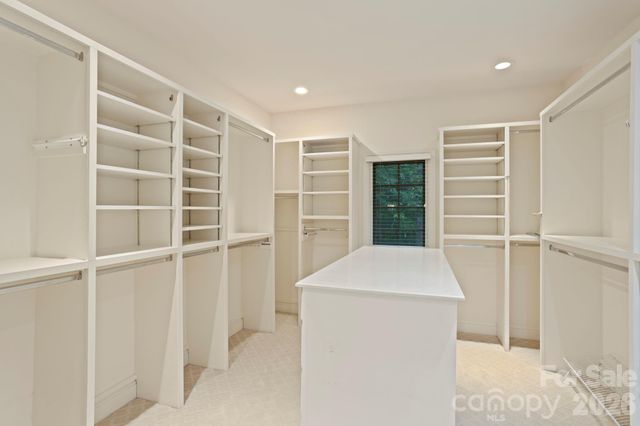 132 Berry Creek Drive, Flat Rock, NC 28731