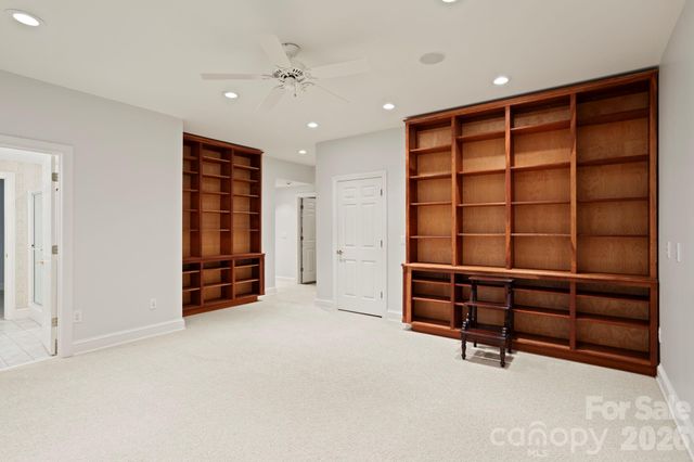 132 Berry Creek Drive, Flat Rock, NC 28731