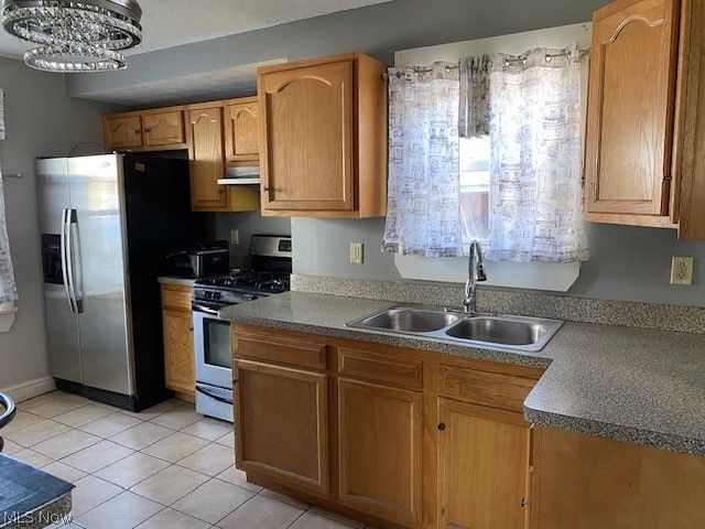 3815 E 186th Street, Cleveland, OH 44122