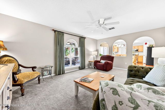 2186 Spring Creek Circle NE, Palm Bay, FL 32905