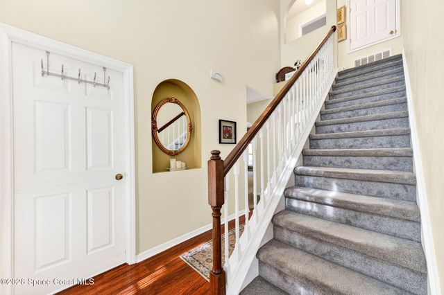 2186 Spring Creek Circle NE, Palm Bay, FL 32905