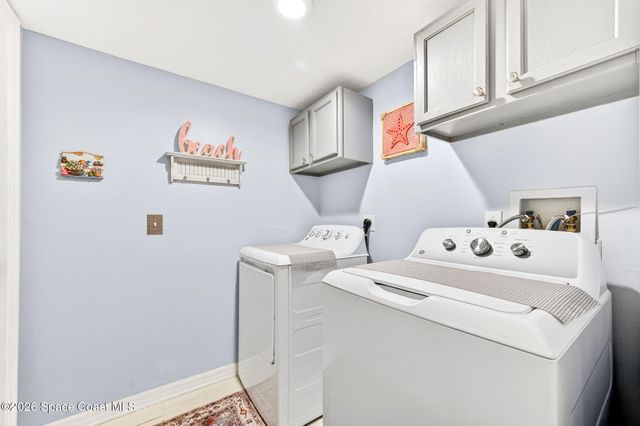 2186 Spring Creek Circle NE, Palm Bay, FL 32905