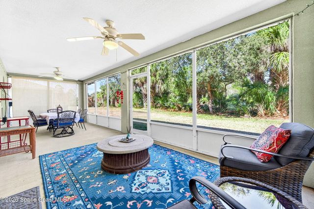 2186 Spring Creek Circle NE, Palm Bay, FL 32905
