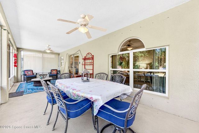 2186 Spring Creek Circle NE, Palm Bay, FL 32905