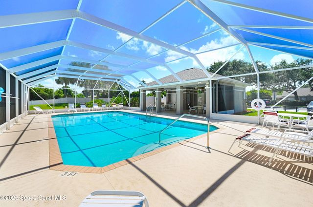 2186 Spring Creek Circle NE, Palm Bay, FL 32905