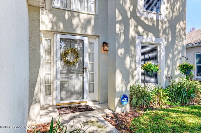 2186 Spring Creek Circle NE, Palm Bay, FL 32905