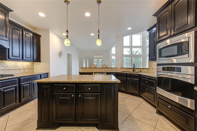 27821 Pinpoint Crossing Drive, Katy, TX 77494