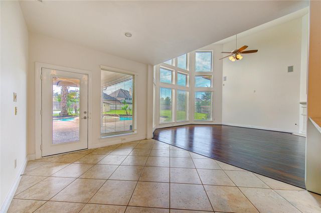 27821 Pinpoint Crossing Drive, Katy, TX 77494