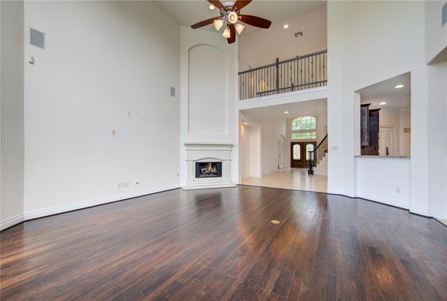 27821 Pinpoint Crossing Drive, Katy, TX 77494
