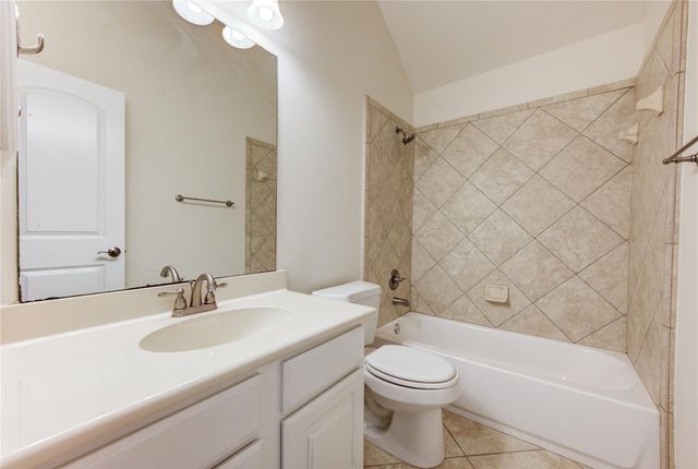 27821 Pinpoint Crossing Drive, Katy, TX 77494