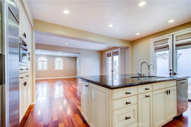 31 Twin Gables, Irvine, CA 92620