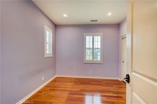 31 Twin Gables, Irvine, CA 92620