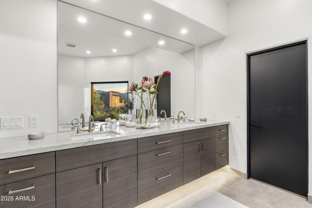 10046 E HIDDEN VALLEY Road, Scottsdale, AZ 85262