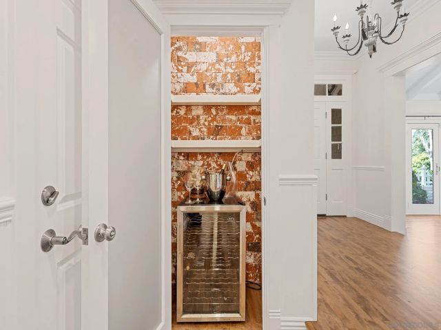 2696 Caminito Prado, La Jolla, CA 92037