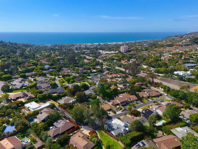 2696 Caminito Prado, La Jolla, CA 92037
