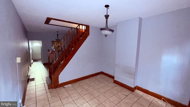 3037 N ORKNEY ST, Philadelphia, PA 19133