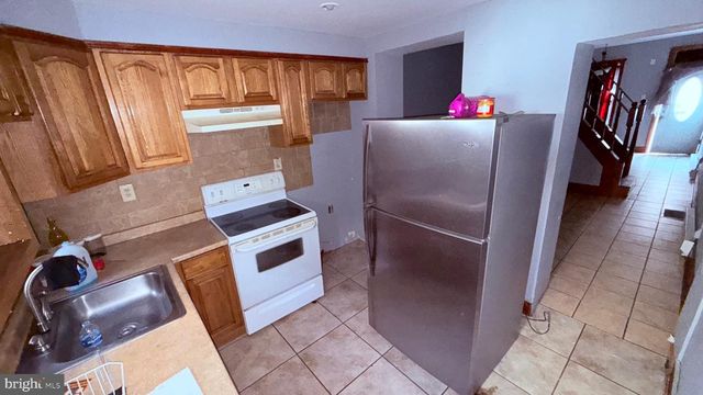 3037 N ORKNEY ST, Philadelphia, PA 19133