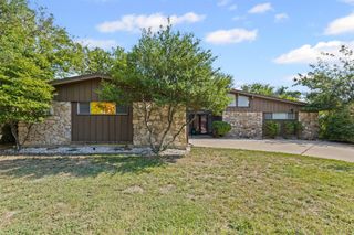 6157 Whitman Avenue, Fort Worth, TX 76133
