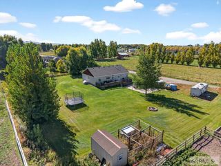1287 N 1130 E, Shelley, ID 83274