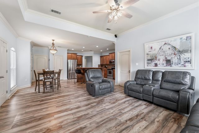 12292 Dutchtown Villa Dr, Geismar, LA 70734