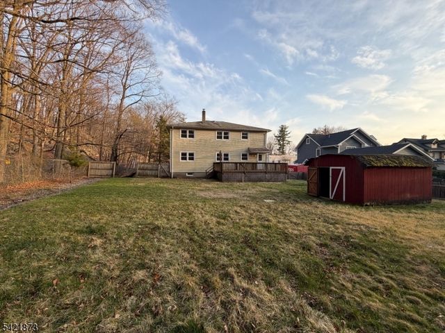 28 Carr St, Pompton Lakes Boro, NJ 07442