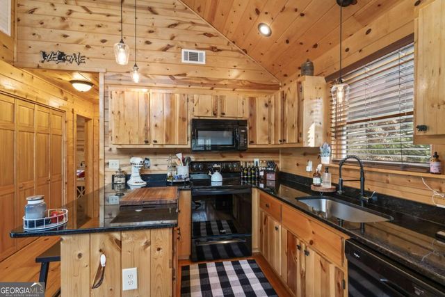 294 Whispering Hills Road, Murphy, NC 28906