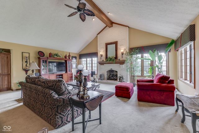 1021 Hudson Bay Drive, Greenwood, IN 46142