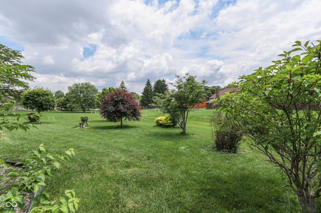 1021 Hudson Bay Drive, Greenwood, IN 46142