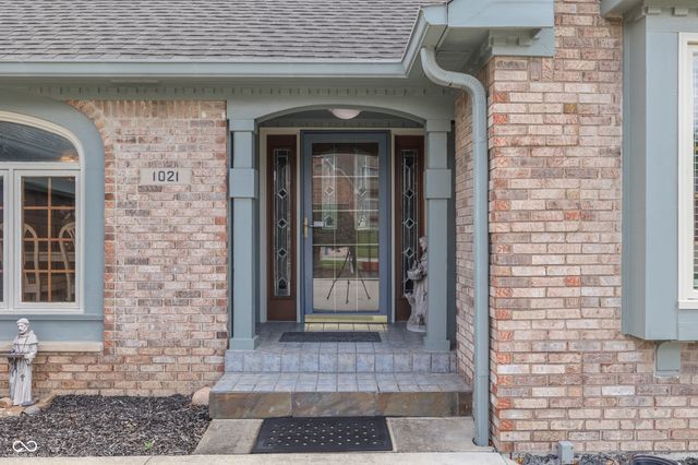 1021 Hudson Bay Drive, Greenwood, IN 46142