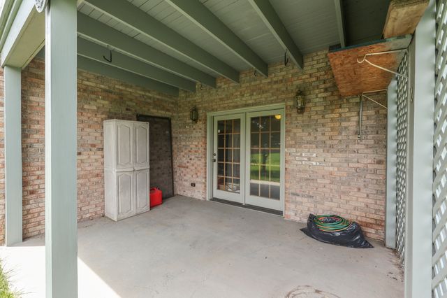 1021 Hudson Bay Drive, Greenwood, IN 46142