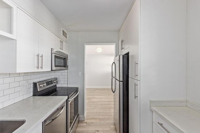 4727 E Lafayette Boulevard Unit 314, Phoenix, AZ 85018