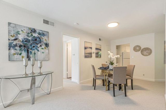 999 W Evelyn Terrace 54, Sunnyvale, CA 94086