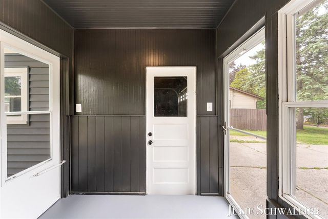 4300 Fuller Avenue, Grand Rapids, MI 49508