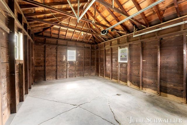 4300 Fuller Avenue, Grand Rapids, MI 49508
