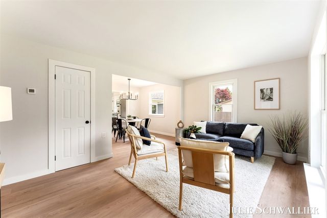 4300 Fuller Avenue, Grand Rapids, MI 49508