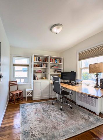 638 Lakeview Avenue, Rockville Centre, NY 11570