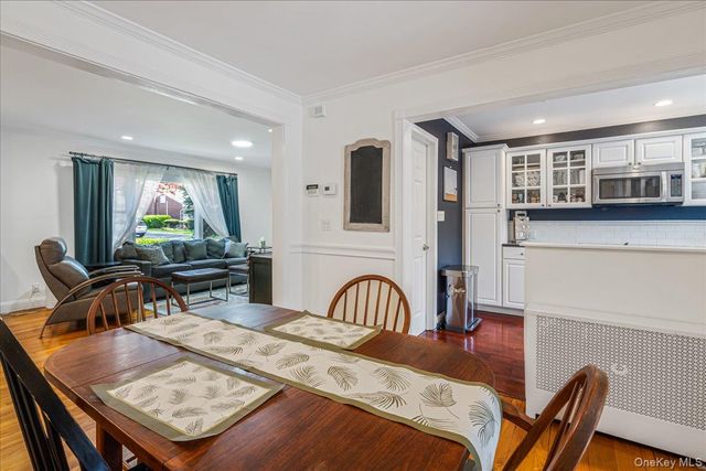 638 Lakeview Avenue, Rockville Centre, NY 11570