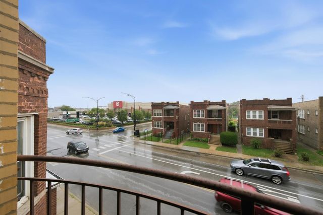 3008 W ADDISON Street 3S, Chicago, IL 60618