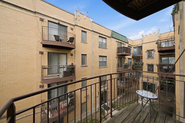 3008 W ADDISON Street 3S, Chicago, IL 60618