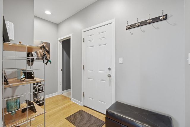 3008 W ADDISON Street 3S, Chicago, IL 60618